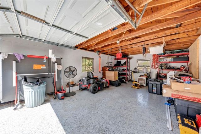 2852 Thornhill Drive, Mobile, AL 36606