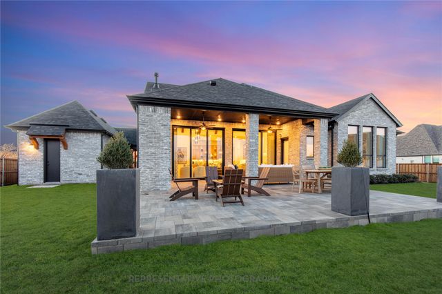 2820 Hillview Lane, Sherman, TX 75092