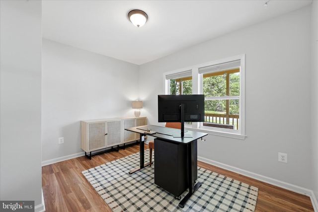 405 EDWARDS FERRY RD NE, Leesburg, VA 20176