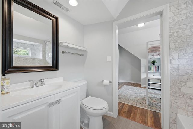 405 EDWARDS FERRY RD NE, Leesburg, VA 20176
