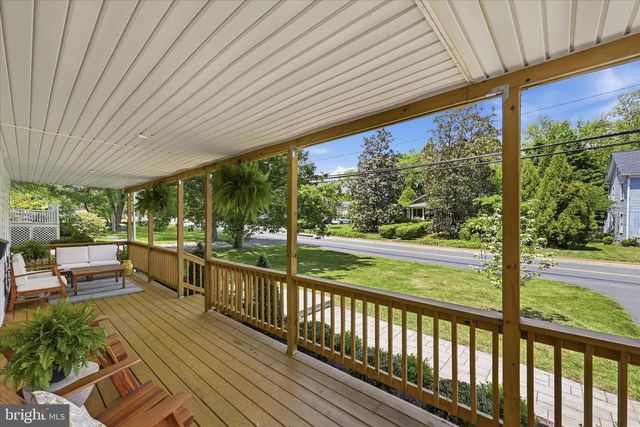405 EDWARDS FERRY RD NE, Leesburg, VA 20176