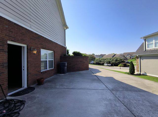 33 Cork Oak Circle, Ringgold, GA 30736