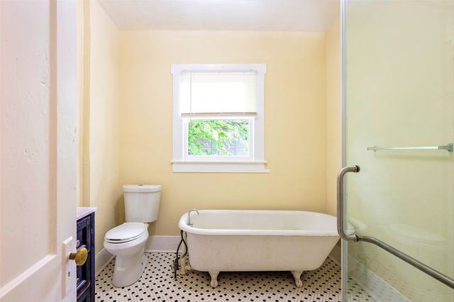 1212 Hawthorne Avenue, Fort Worth, TX 76110