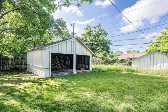 1212 Hawthorne Avenue, Fort Worth, TX 76110