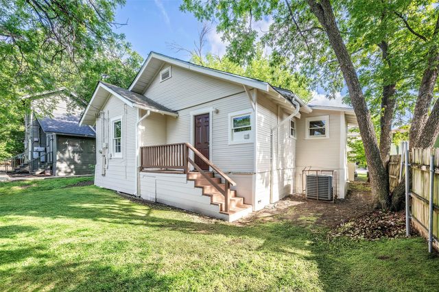 1212 Hawthorne Avenue, Fort Worth, TX 76110