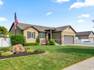 8273 S SKYLINE ARCH DR, West Jordan, UT 84081