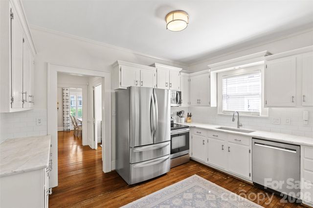 2000 Beverly Drive, Charlotte, NC 28207