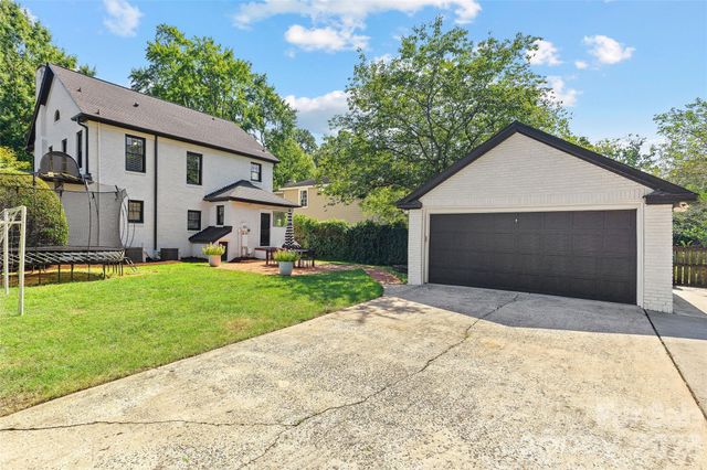 2000 Beverly Drive, Charlotte, NC 28207