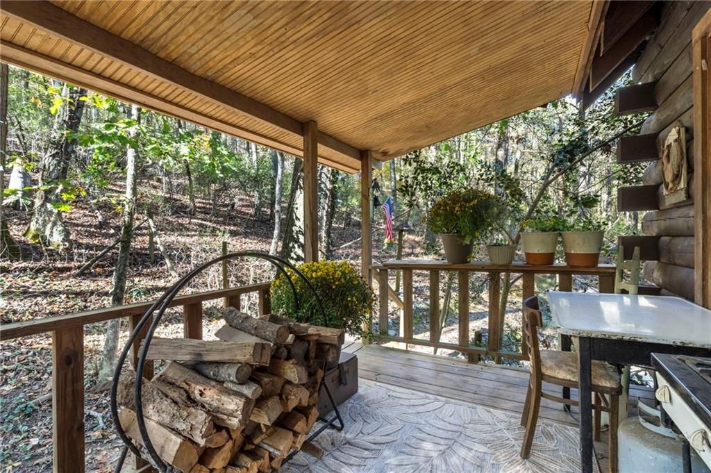 Image 11 of property listing at 7790 Atlanta Newnan Road, Chattahoochee Hills, GA 30268