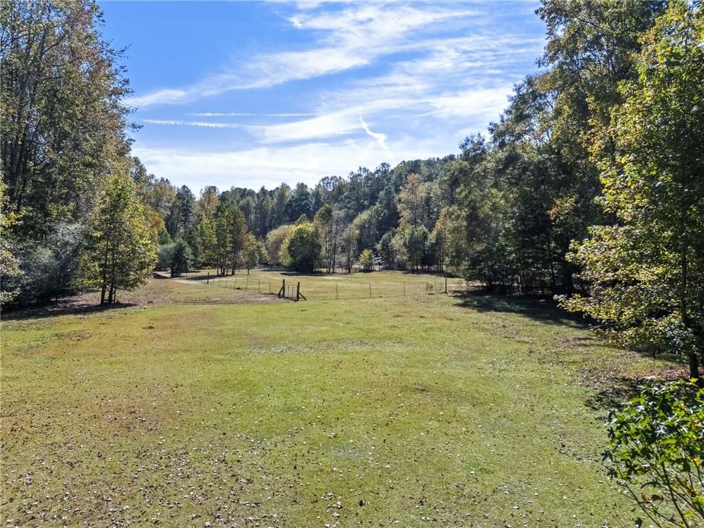 Image 19 of property listing at 7790 Atlanta Newnan Road, Chattahoochee Hills, GA 30268