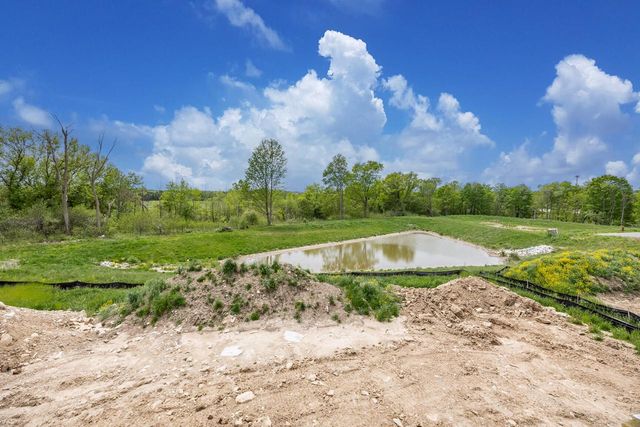N66W21485 Sagebrush DRIVE, Menomonee Falls, WI 53051