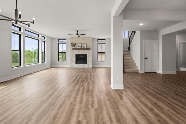 N66W21485 Sagebrush DRIVE, Menomonee Falls, WI 53051