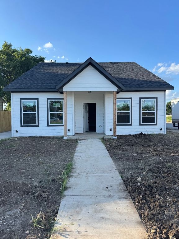 2937 Burton Avenue, Fort Worth, TX 76105