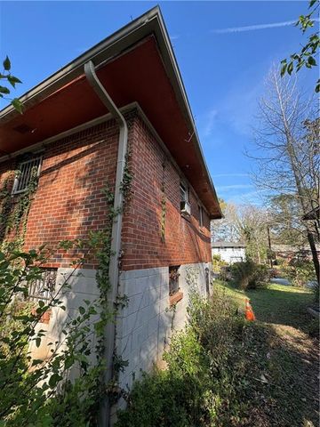 381 Dollar Mill Court SW, Atlanta, GA 30331
