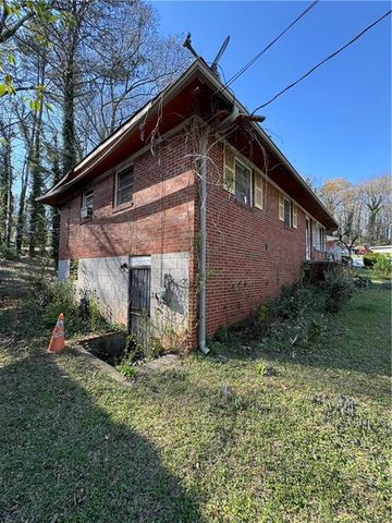 381 Dollar Mill Court SW, Atlanta, GA 30331