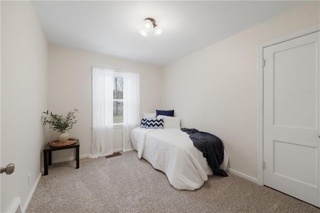 1316 W 29th Terrace S, Independence, MO 64052