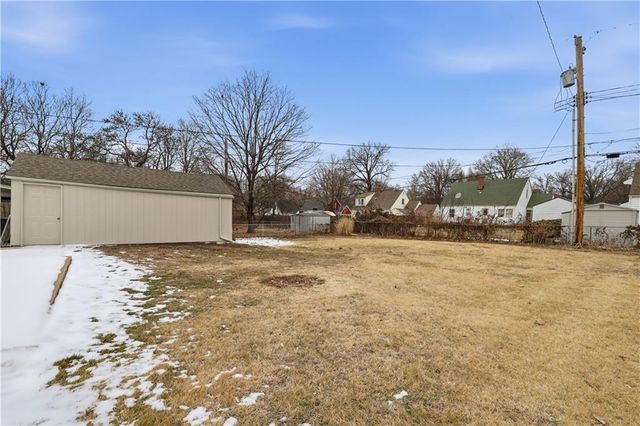 1316 W 29th Terrace S, Independence, MO 64052