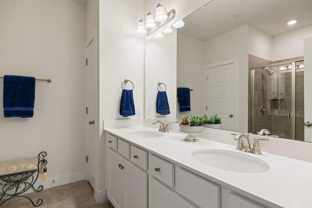 7409 Merrick LN 40, Austin, TX 78745