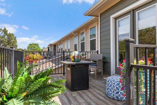 7409 Merrick LN 40, Austin, TX 78745