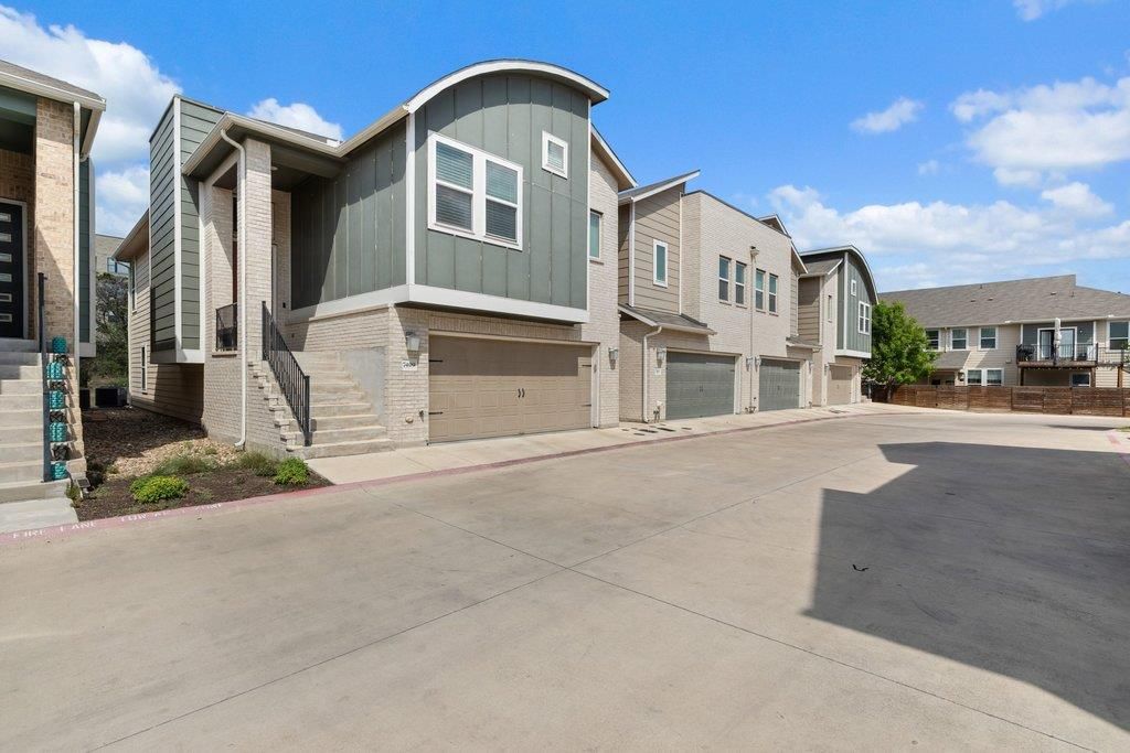 7409 Merrick LN 40, Austin, TX 78745