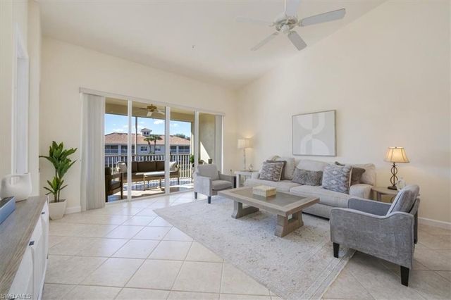 3057 Driftwood WAY # 4004, Naples, FL 34109