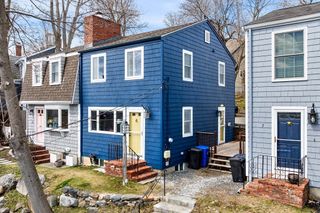 6 Prospect Ct 6, Marblehead, MA 01945