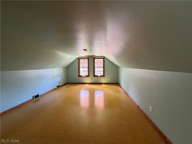 4808 Monticello Boulevard, Richmond Heights, OH 44143