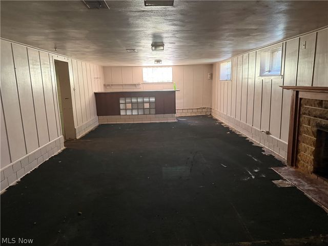 4808 Monticello Boulevard, Richmond Heights, OH 44143