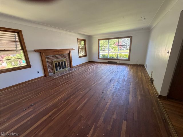 4808 Monticello Boulevard, Richmond Heights, OH 44143