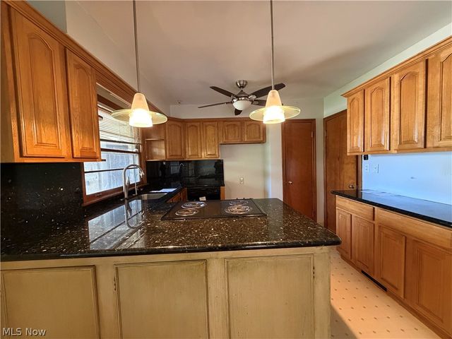 4808 Monticello Boulevard, Richmond Heights, OH 44143