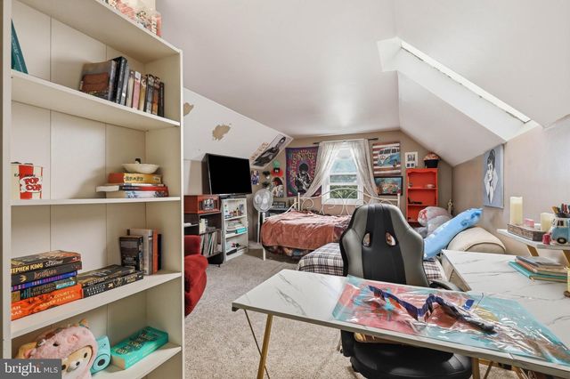 49 HILLDALE DR, Ephrata, PA 17522