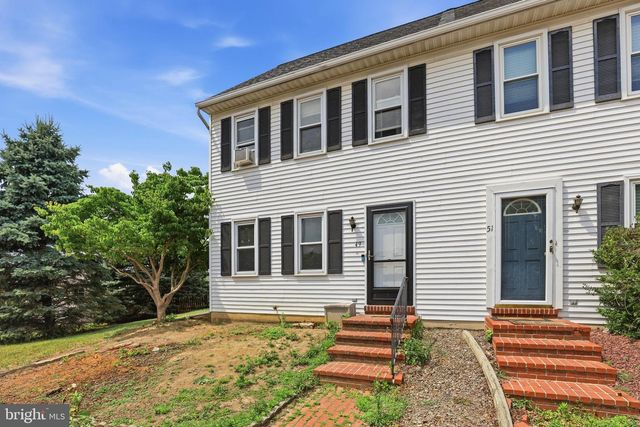 49 HILLDALE DR, Ephrata, PA 17522