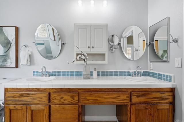 31503 Stardust Lane, Valley Center, CA 92082