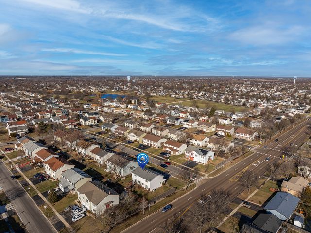 1823 Whaler Lane, Hanover Park, IL 60133