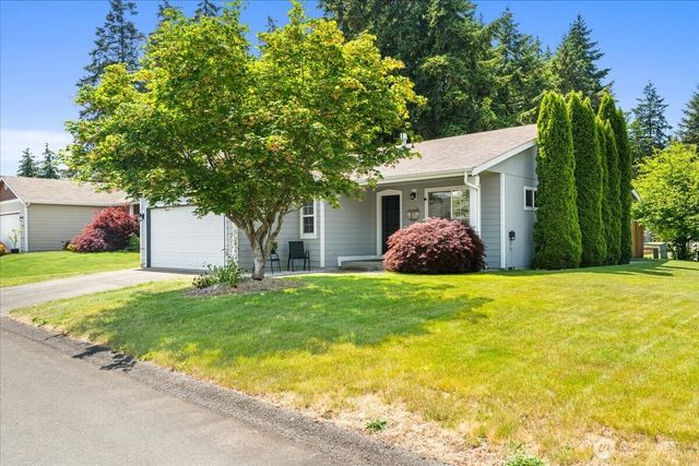 18402 39th Avenue E, Tacoma, WA 98446