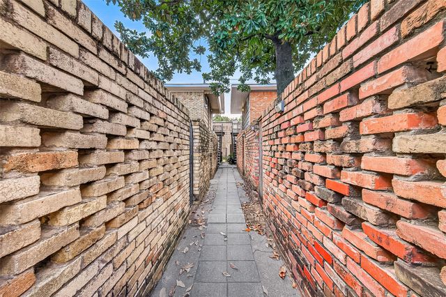 4727 Merwin Street A, Houston, TX 77027