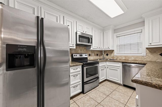 4727 Merwin Street A, Houston, TX 77027