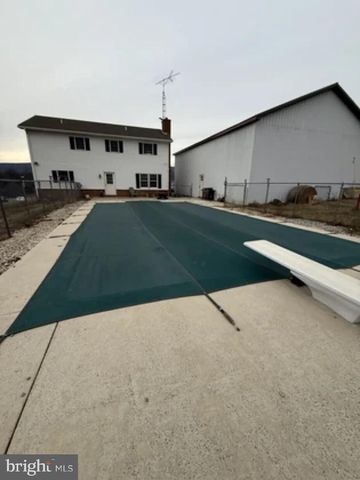 125 HANNA RD, Newburg, PA 17240