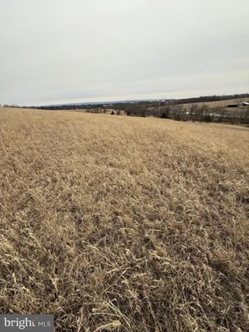 125 HANNA RD, Newburg, PA 17240