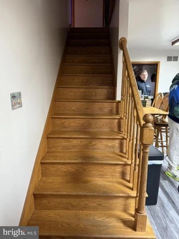 125 HANNA RD, Newburg, PA 17240