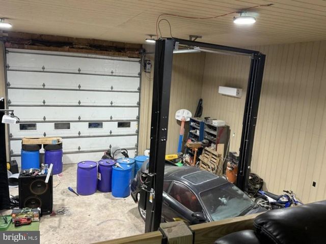 125 HANNA RD, Newburg, PA 17240