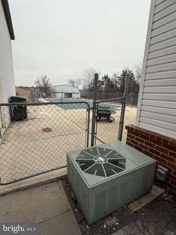 125 HANNA RD, Newburg, PA 17240