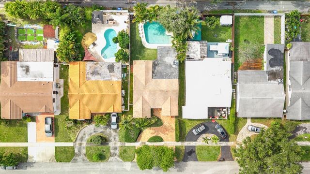 1918 N 39th Avenue, Hollywood, FL 33021