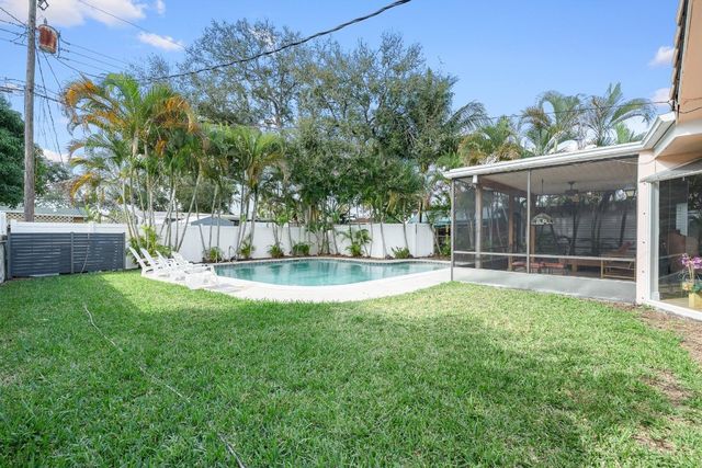 1918 N 39th Avenue, Hollywood, FL 33021