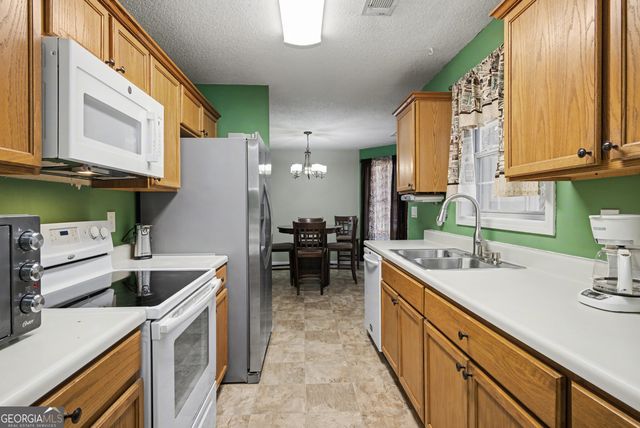 183 Buck Smith Road, Hogansville, GA 30230