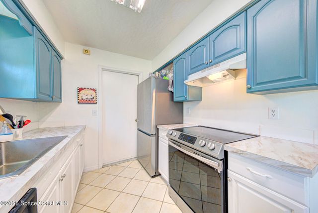 206 San Luis Street SW, Palm Bay, FL 32908