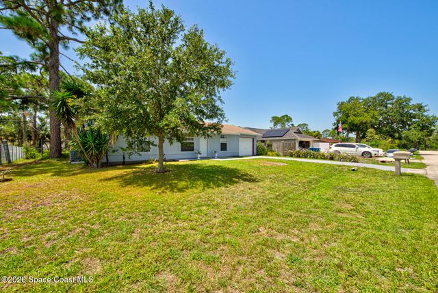 206 San Luis Street SW, Palm Bay, FL 32908