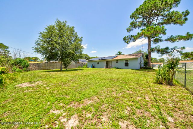 206 San Luis Street SW, Palm Bay, FL 32908