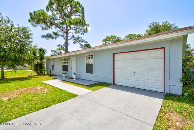 206 San Luis Street SW, Palm Bay, FL 32908