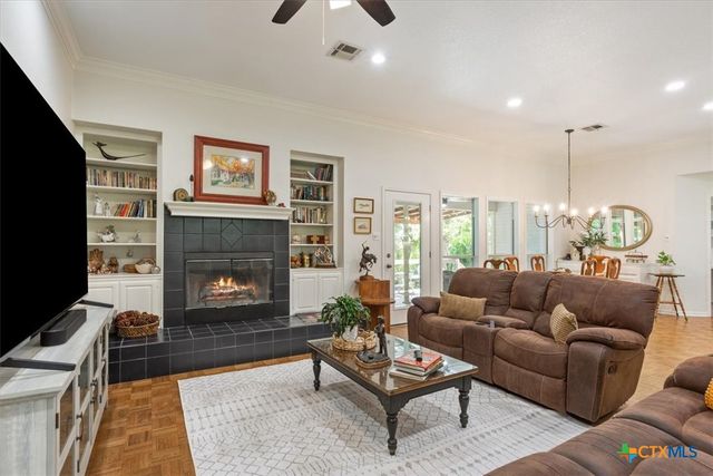 1214 Indian Trail, Salado, TX 76571